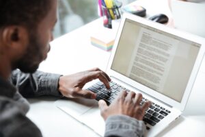 Crafting an Effective CV for Retail, Administrative, and Entry-Level Positions in South Africa