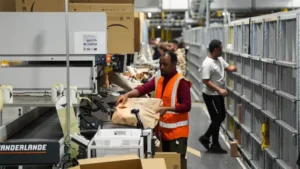 Earn as much as R1,126,532 annually working with Amazon